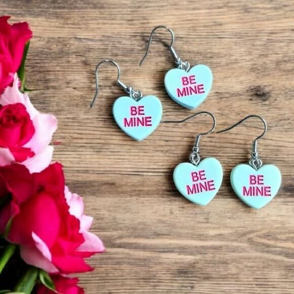 Valentine's Day Fun Kids Accessory Set - Picture 2 of 4